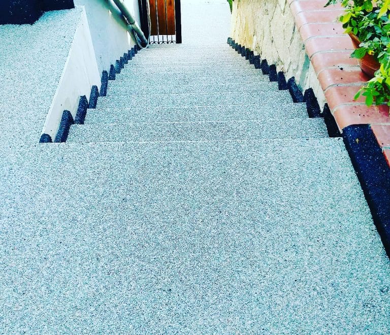 Taş Halı Zeminler: Estetikten Dayanıklılığa Modern Zemin Trendleri